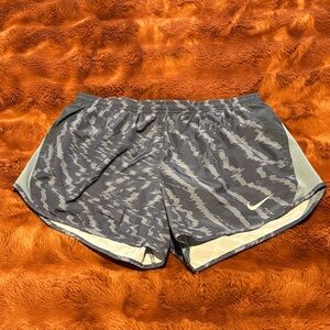 Nike Women's Blue Pattered Athletic Shorts